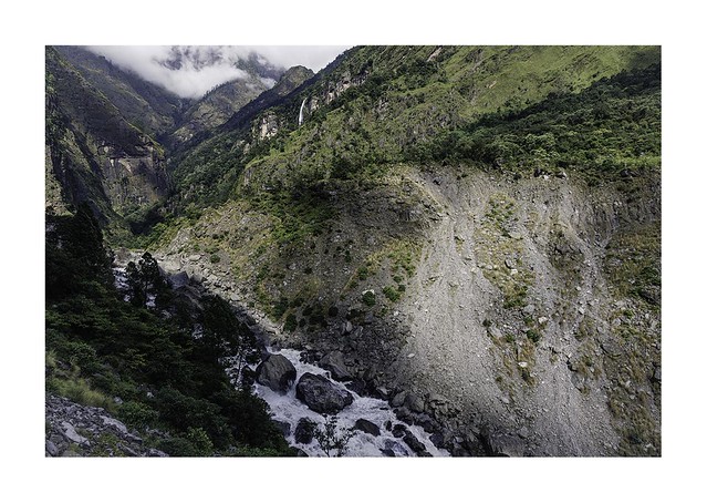 Manaslu Circuit Trek: Complete Guide for 2026
